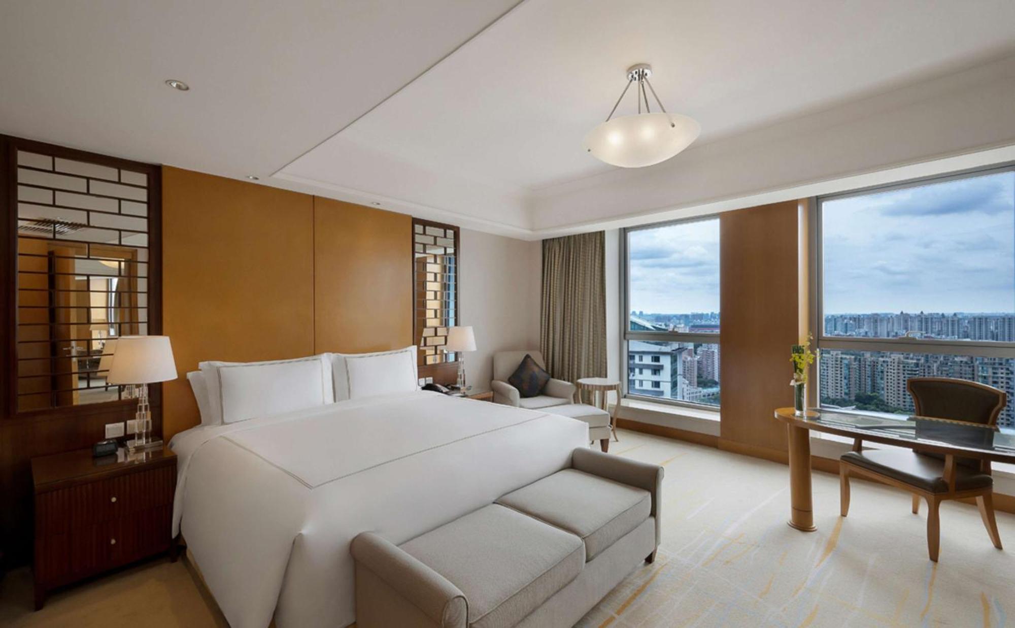 Doubletree By Hilton Shanghai Pudong - Present Welcome Cookie Exterior photo